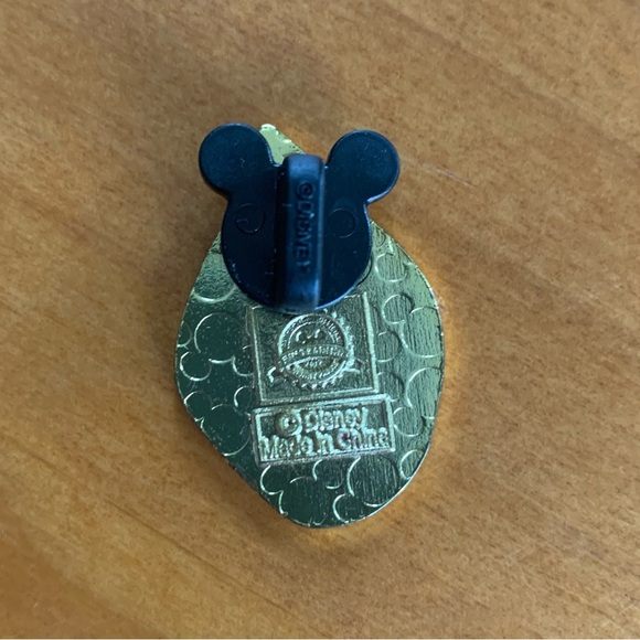 Jafar Hat Aladdin Disney Pin - Picture 3 of 3